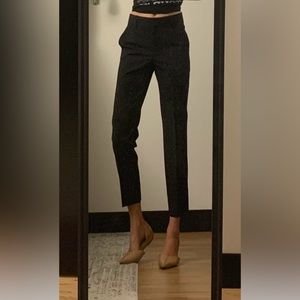 Aritzia Babaton CONAN PANT Cropped (size 0). Color: Black